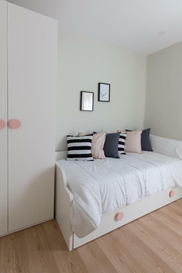 Apartamento Avenida De Colon Con Aire Acondicionado Logrono Luaran gambar